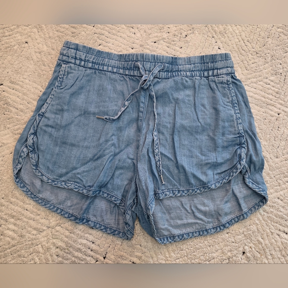 Womens sz 6 H&M thin denim jean shorts